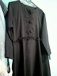 Tunik Hitam Klasik