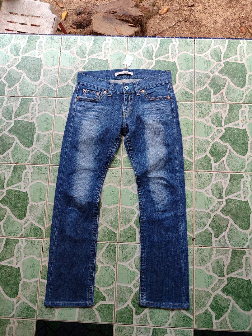 Uniglo, Men's Fashion, Coats, Jackets and Outerwear on Carousell