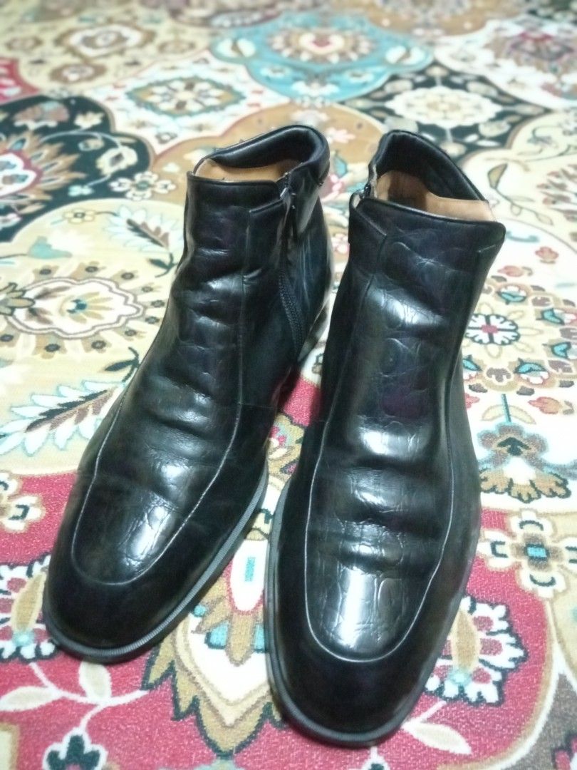 Vintage Balenciaga Chelsea Boots Men s Fashion Footwear Casual