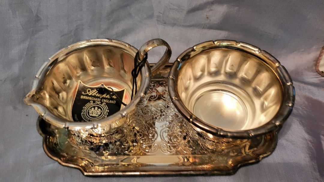 Vintage CUP AND TRAY england (Category: Coffee & Tea Tableware) located in Paranaque City. Submitted by edszz (Listing ID 1236758930, Image 2). Description: Vintage CUP AND TRAY england.