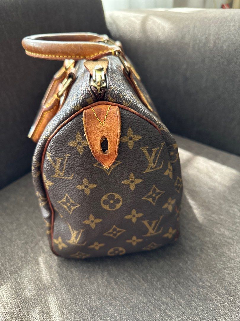 AUTHENTIC LOUIS VUITTON Speedy 25 Dust bag (Vintage), Luxury, Accessories  on Carousell