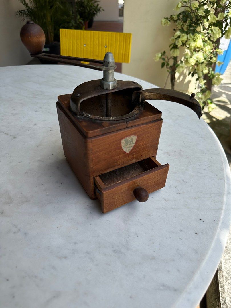 Vintage Peugeot Coffee Grinder, Furniture & Home Living, Kitchenware