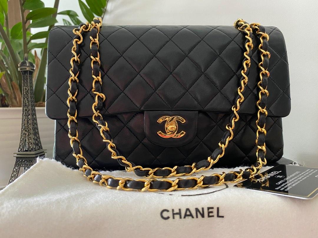100% Authentic Full Set Pristine Puffy Flawless Condition Chanel Vintage 25cm  Medium CF Classic Double Flap Bag With Black Puffy Buttery Lambskin Leather  in Rich Shiny Yellow 24k Gold Hardware Series #2, Luxury, Bags & Wallets on  Carousell