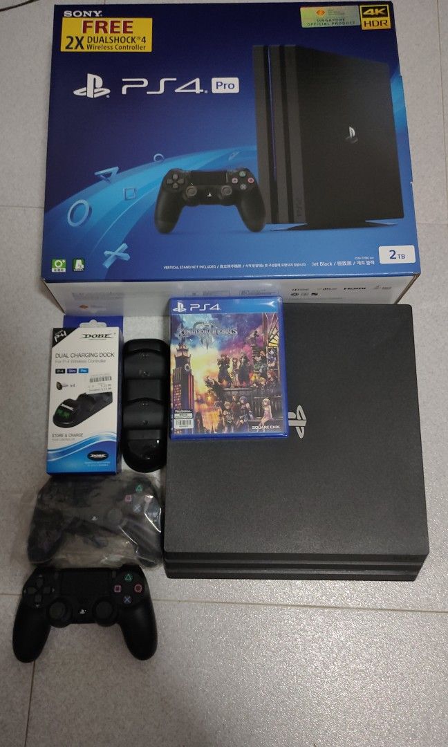 Ps4 Pro (2Tb edition) + 2 controller, Games & accessories, Video 
