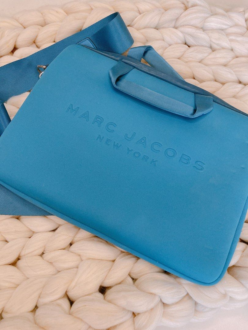 美品降價! Marc jacobs ｜13吋筆電包電腦包肩帶款, 名牌精品, 精品配件