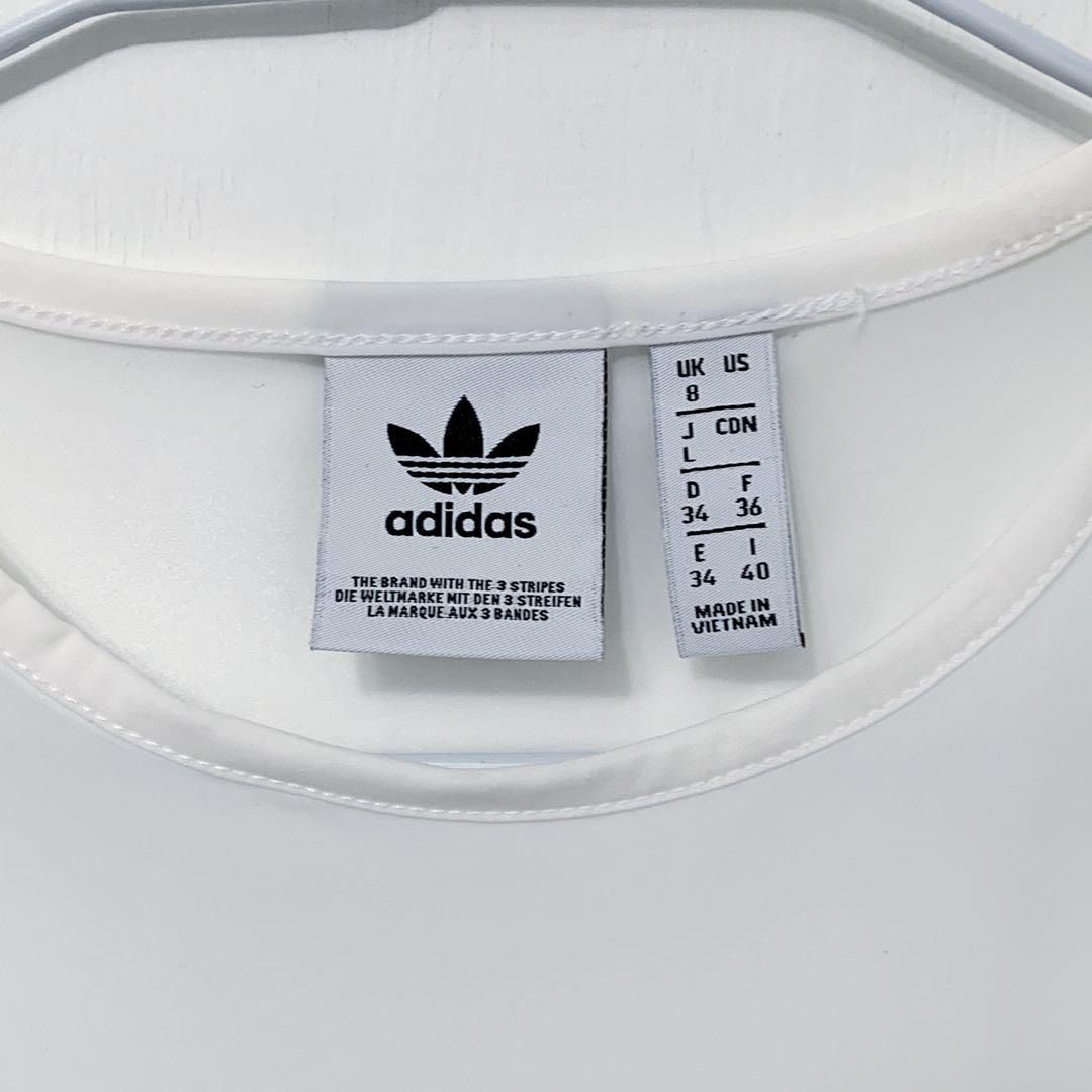 ADIDAS ORIGINALS FAKTEN LOGO T