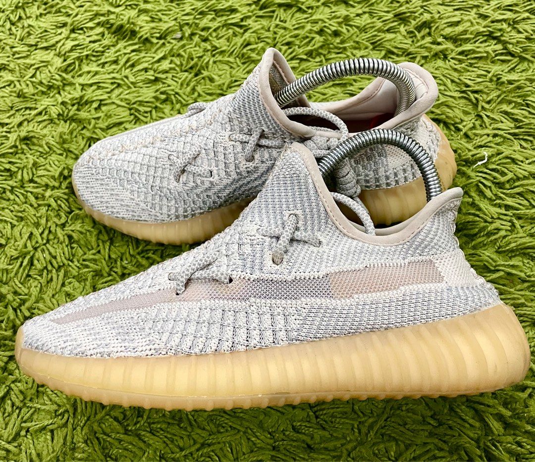 Adidas yeezy sale tiburon dorado