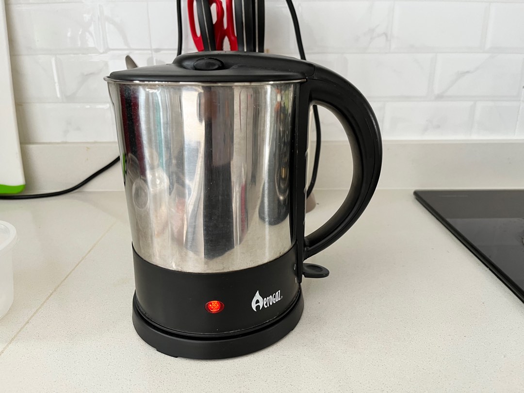 Aerogoz 1.5L electric kettle with safety mark TV Home