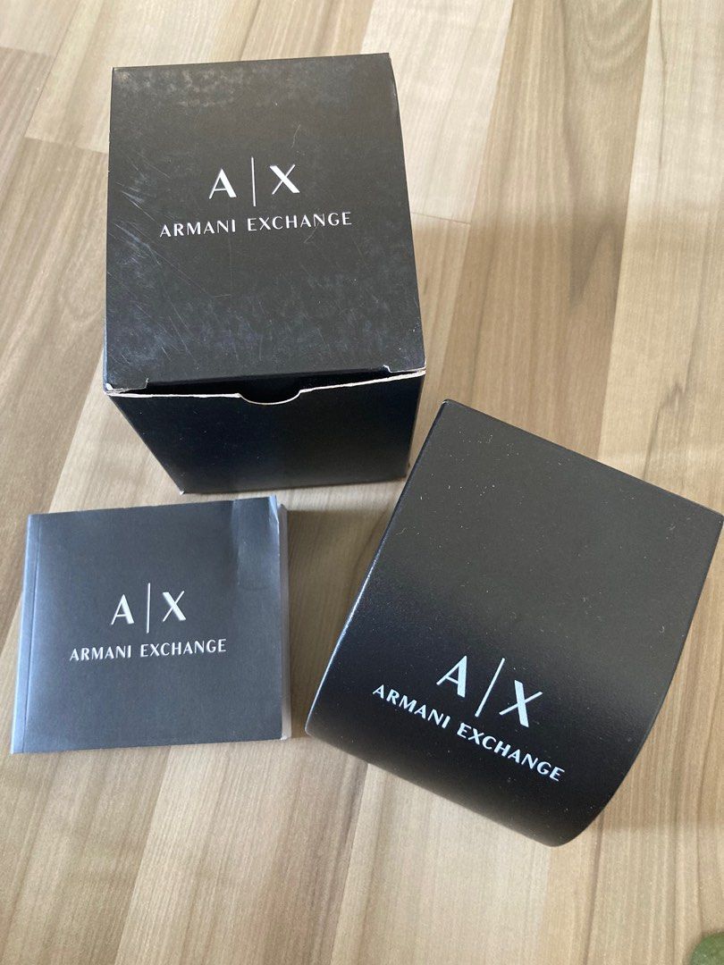 Armani exchange outlet watch box