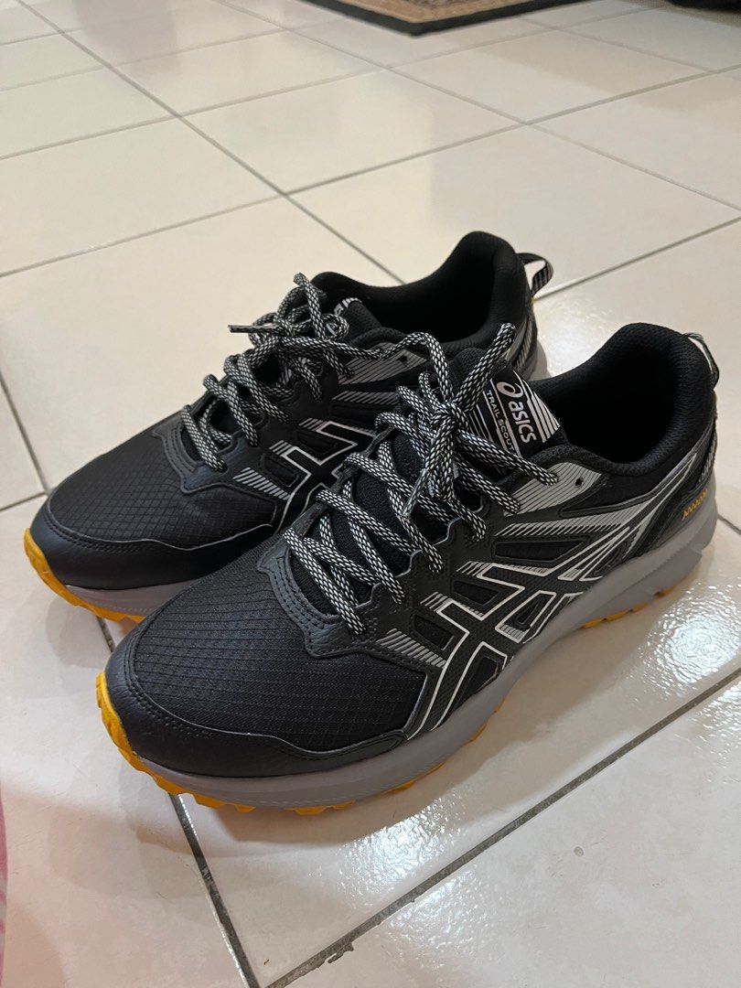 Asics hiking sales sneakers