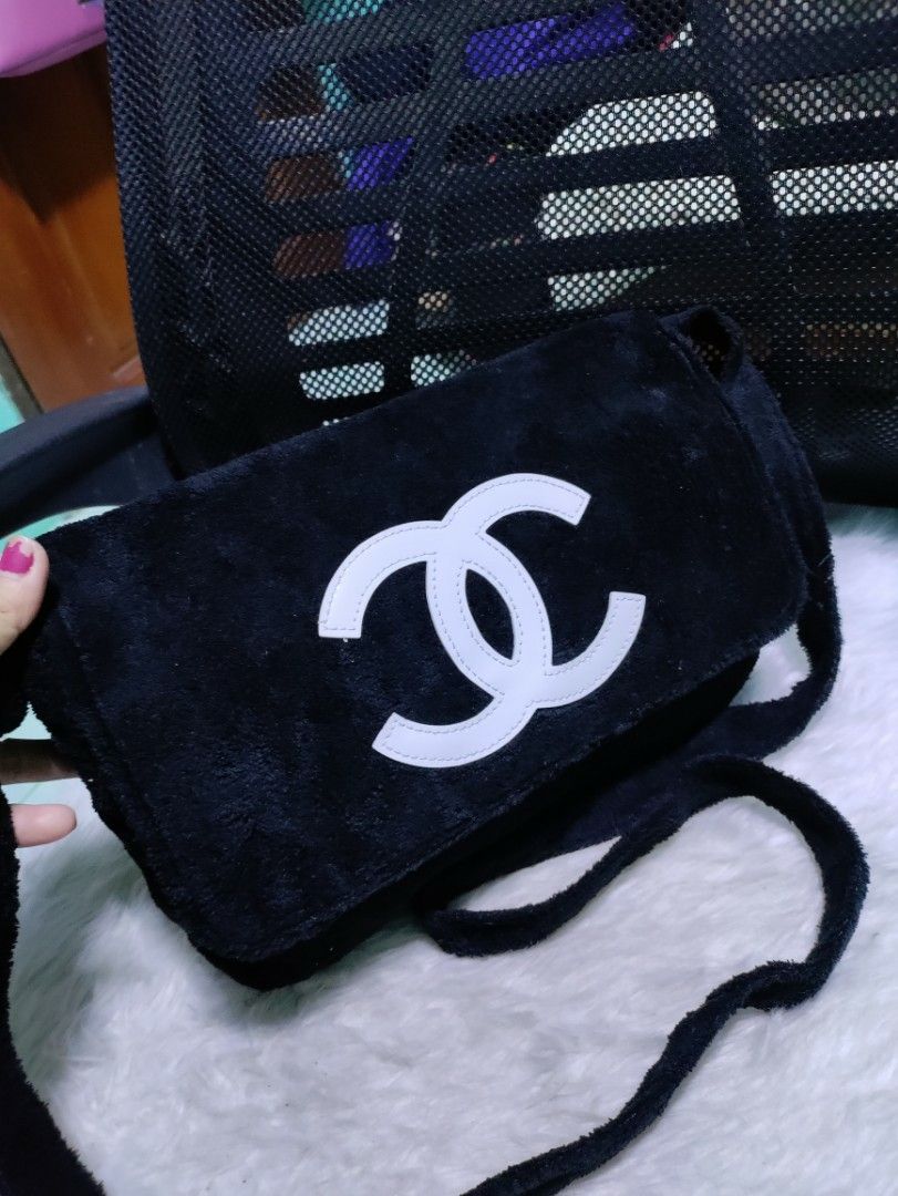 Chanel precision beaute vip crossbody bag discount