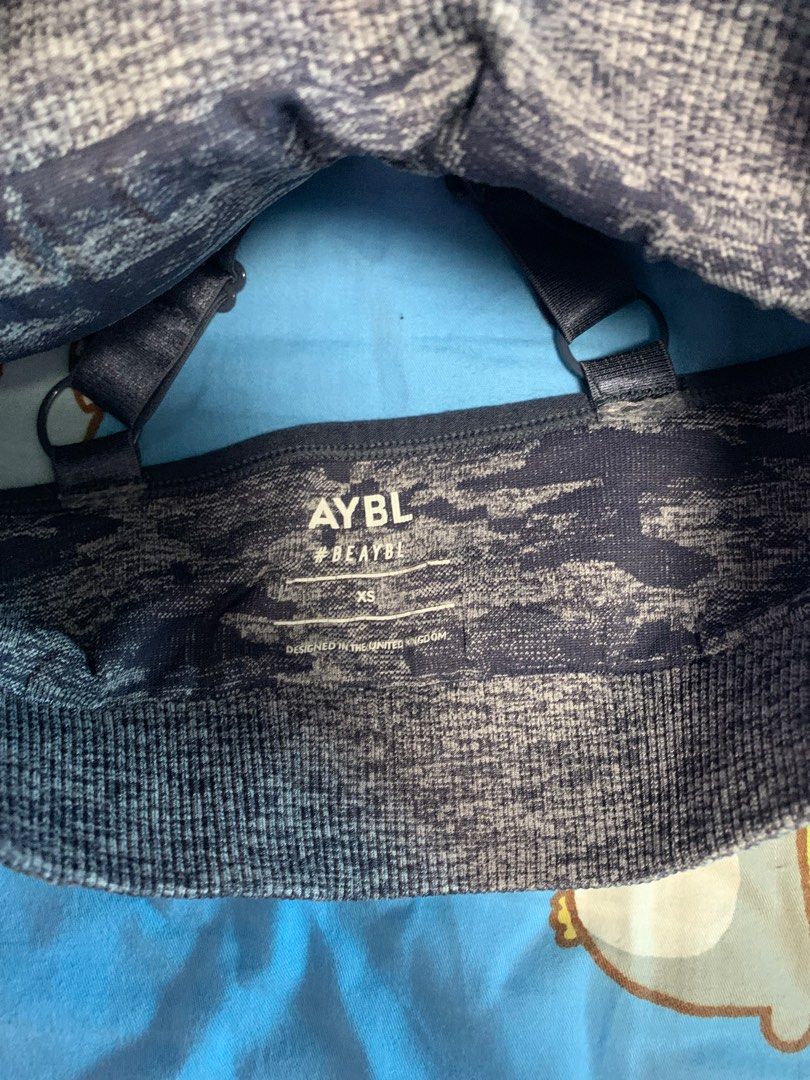 AYBL sport bra and shorts activewear full set, 女裝, 運動服裝- Carousell