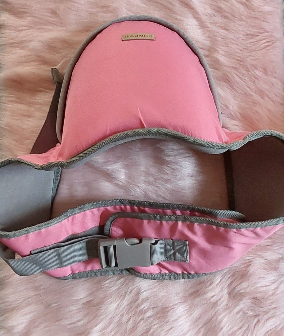 Baby carrier (Category: Carriers & Slings) located in Manila. Submitted by mpirerules (Listing ID 1236776584, Image 1). Description: Lightly used-- like once or twice then stored. Outgrown. No returns. No lowballers. MOP: BDO/BPI bank deposit or funds transfer; Gcash/Maya.