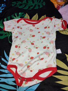 (Category: ) located in . Submitted by herstyleph (Listing ID 1236885975, Image 1). Description: .