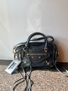 （分類：）位於 。 由 pinklily007 提交（商品編號 1236868917，圖片 1）。簡介： 。