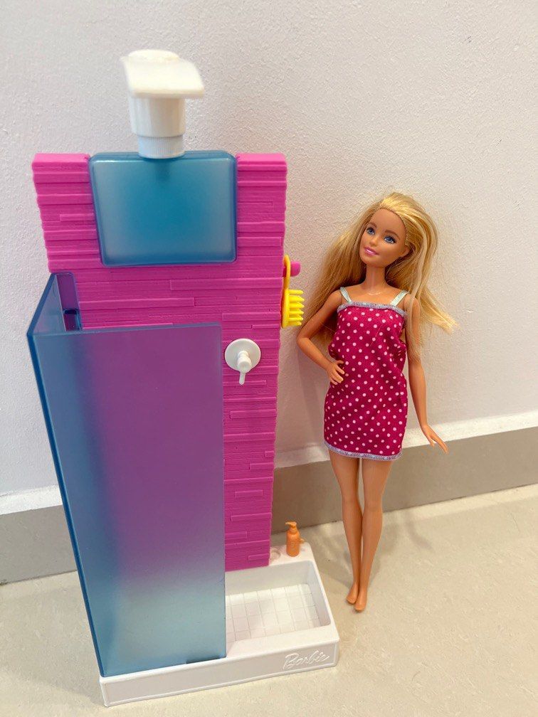 Barbie shower 2025 set