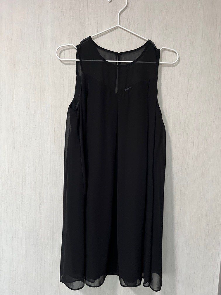 Bcbg short black online dress