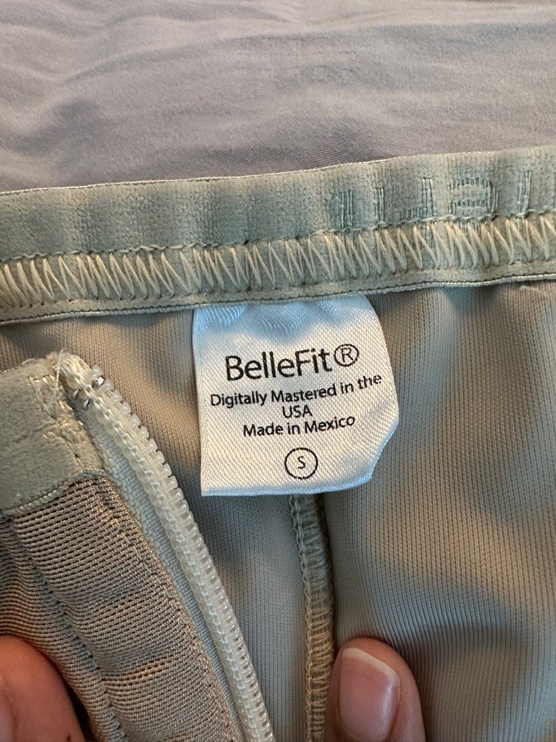 Bellefit postpartum girdle / bengkung/ corset with hooks and front zip,  Women's Fashion, New Undergarments & Loungewear on Carousell