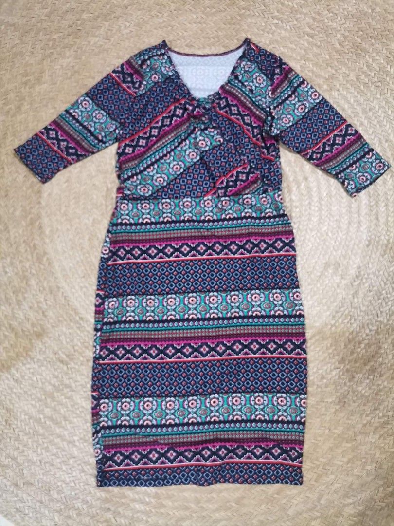 Breast Feeding Dress (Category: Dresses) located in Cavite. Submitted by takeyourpick2020 (Listing ID 1236904985, Image 2). Description: Breast Feeding Dress Fits Small to Large frame Like New 280 each Take both for 500 Super nice ng tela neto susunod sa hubog ng katawan..