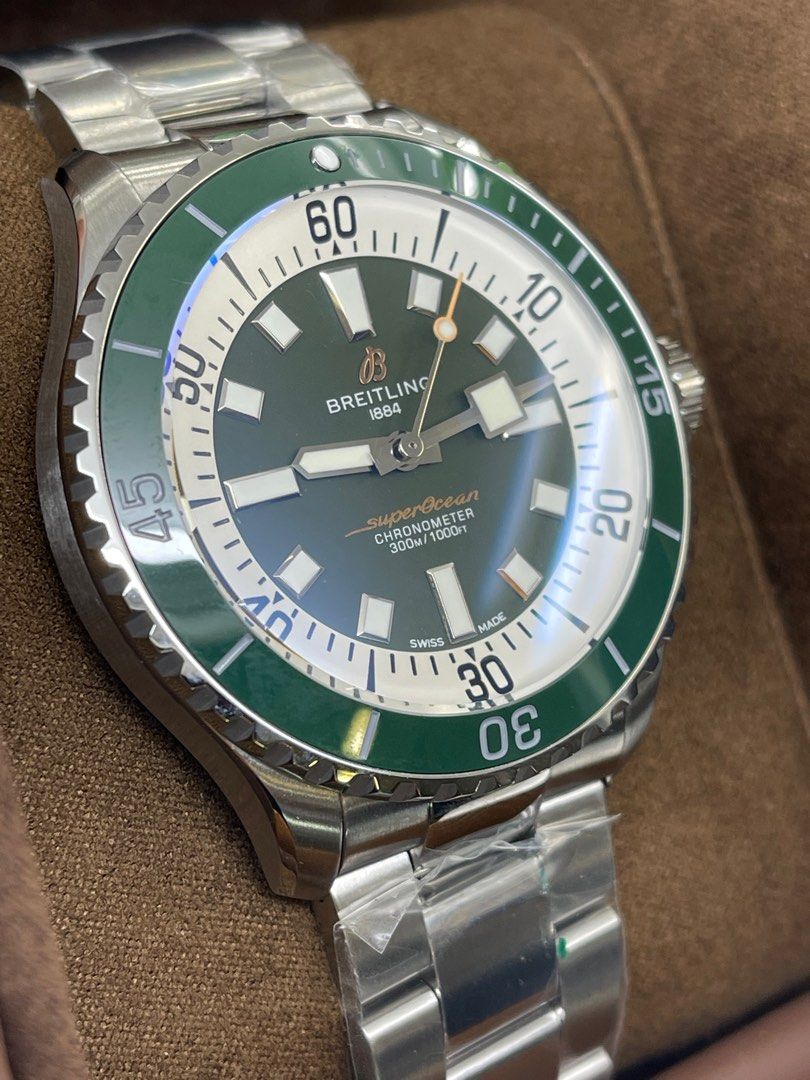 Breitling Superocean (Category: Watches) located in Kuala Lumpur. Submitted by swift.wickkie (Listing ID 1236856489, Image 3). Description: Original Breitling Superocean 44mm automatic Ceramic bezel Crystal sapphire glass Stainless steel Bracelet Rm5800 full set with. Box 2 years seller warranty READY STOCK NOW!.