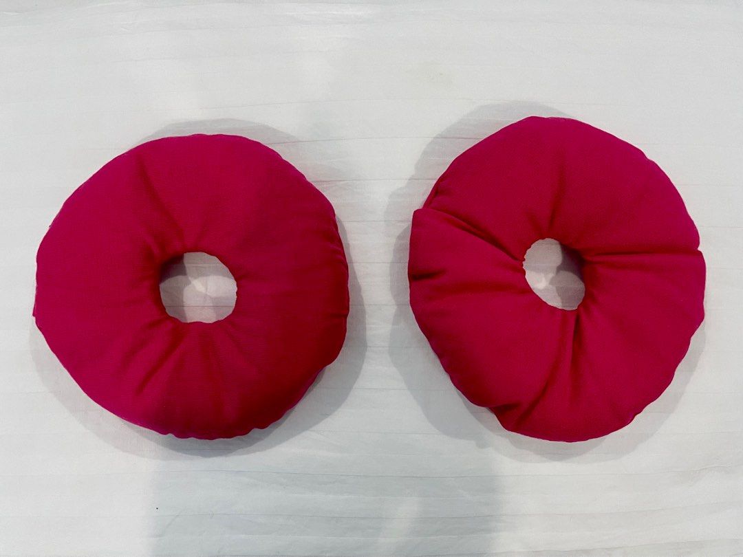 BUDS & BLOOMS BREASTFEEDING DOUGHNUT BOOB WARMERS on Carousell