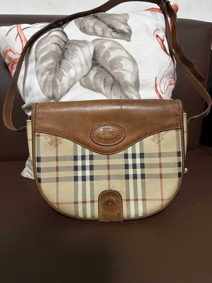 Fashion Carousel Authentic Burberry Shoulder Bag