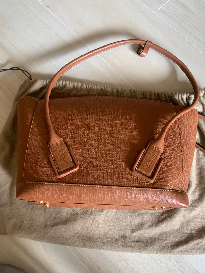 BV Bottega veneta arco 48 bag Carousell