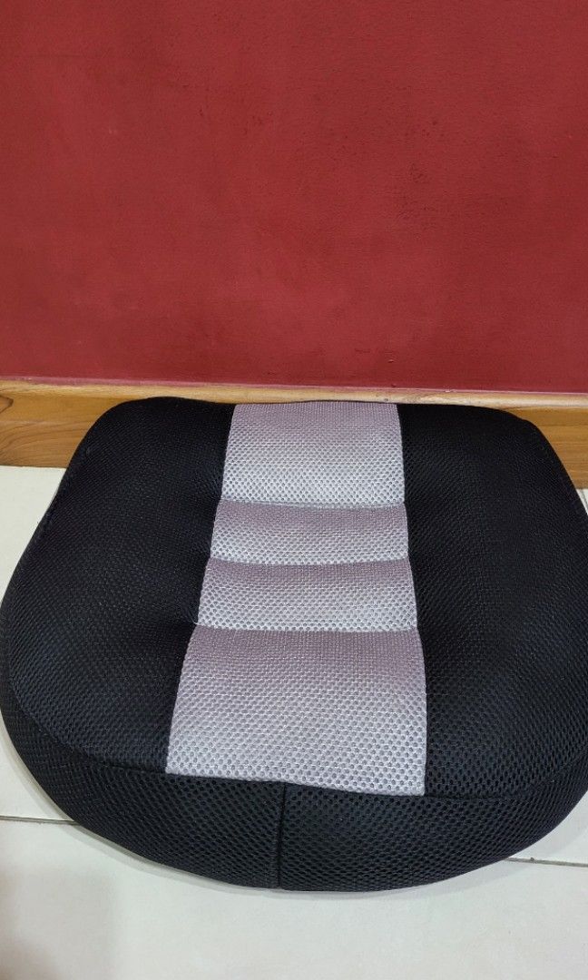 Car Booster Seat Cushion With Handle Breathable Mesh Height Boost