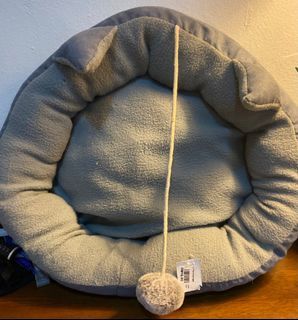 Cat bed cushion