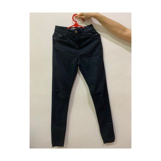 (Kategori: ) berada di . Dikirim oleh fams.clothe (ID iklan 1236807518, Gambar 1). Deskripsi: .