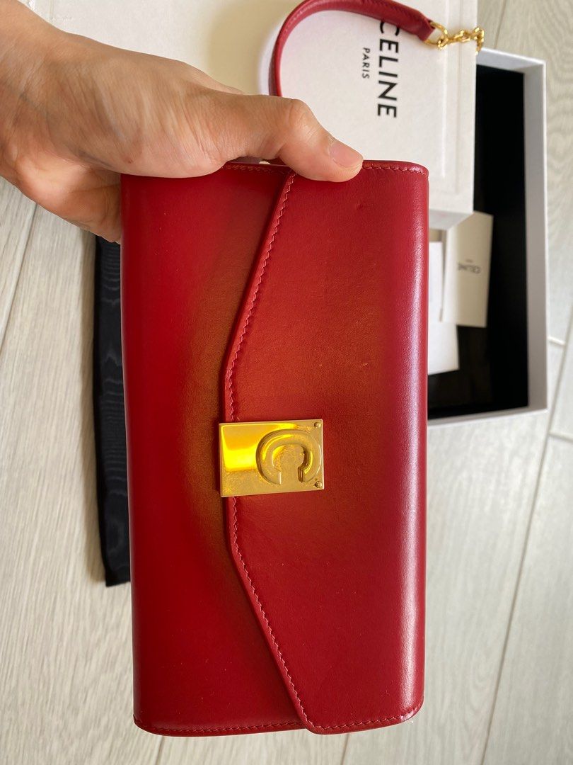 Celine new Wallet on chain 🔥, Luxury, Bags & Wallets on Carousell