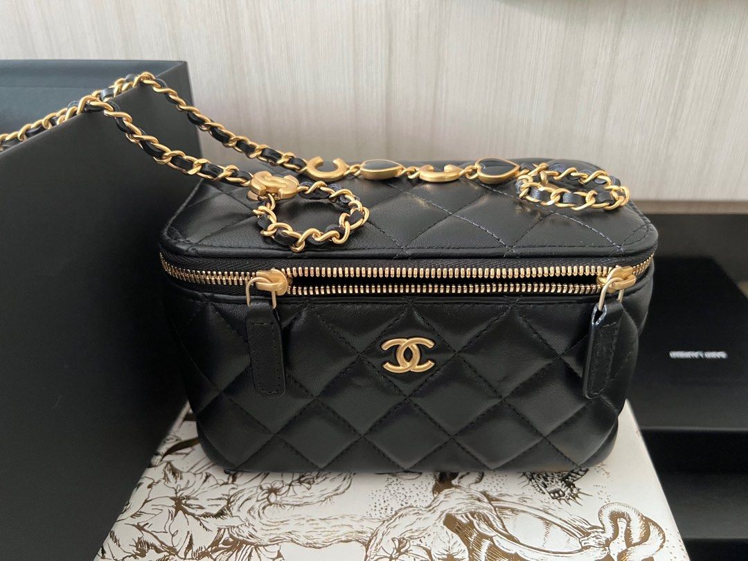 Chanel 19P Small Coco Handle Beige Quilted Caviar with shiny gold hardware