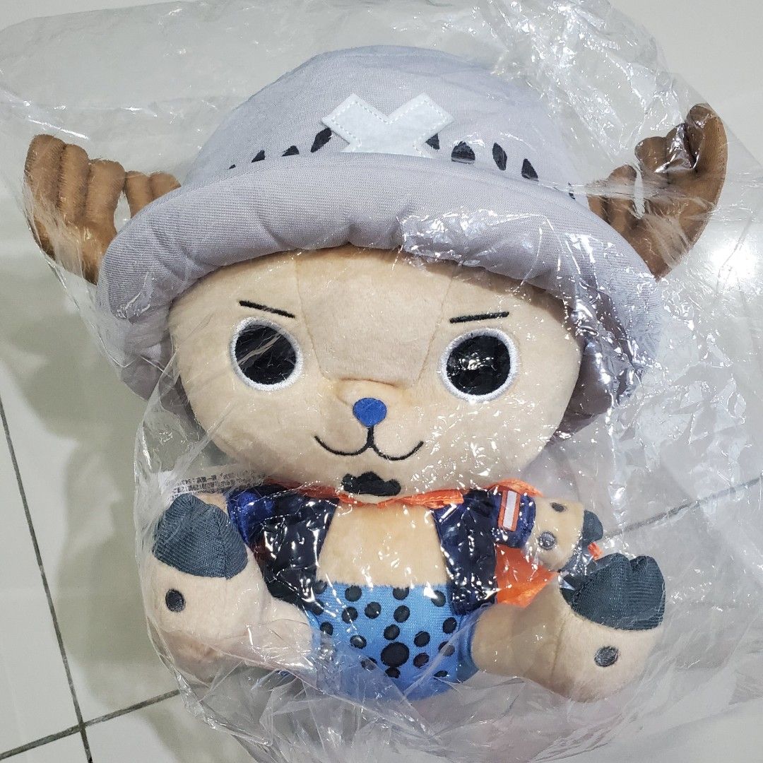 One Piece Manekko Chopperman Plush Law, Hobbies & Toys, Toys & Games