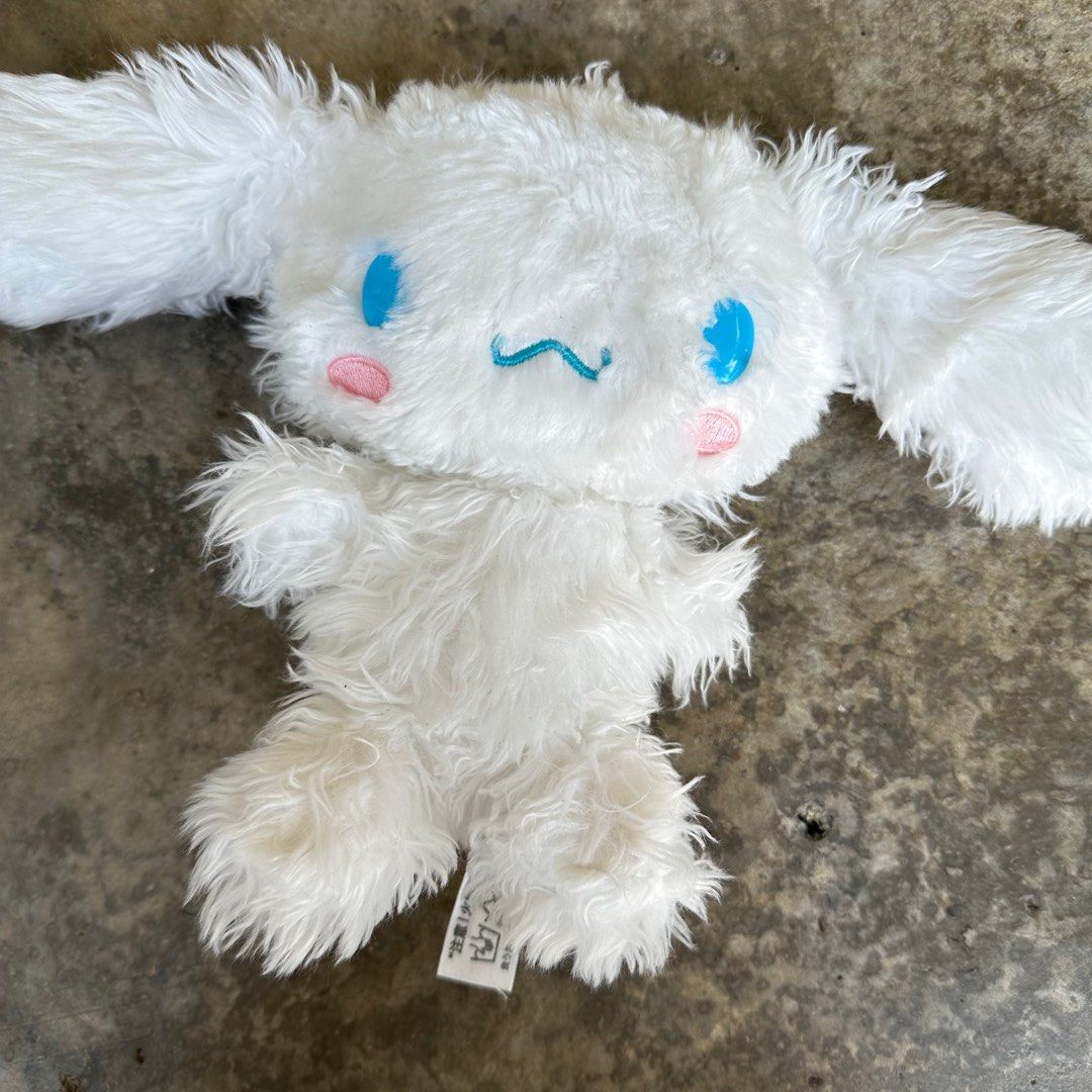 Cinnamon roll hotsell plush sanrio