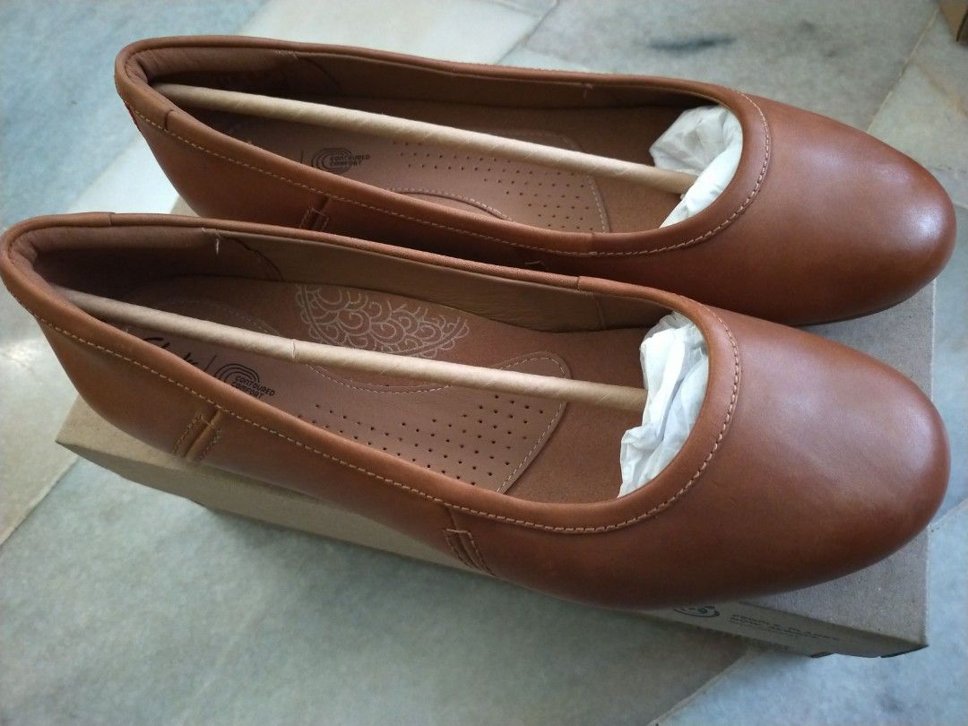 Flat Leather Shoes Canebay Plain UK6, Women's Fashion, Flats on Carousell