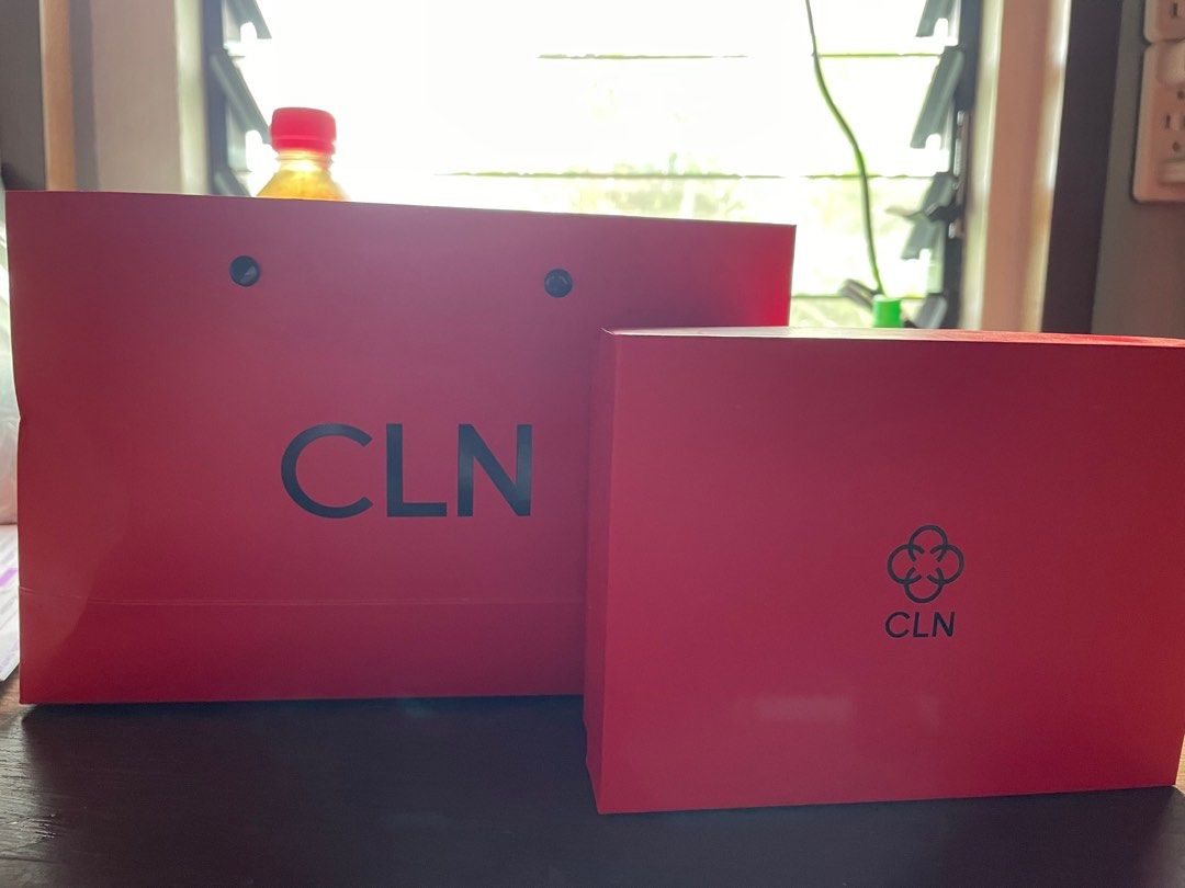 CLN Calanthe Wallet♥️, Women's Fashion, Bags & Wallets, Wallets & Card  holders on Carousell