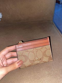 Coach Card Holder, Women's Fashion, Bags & Wallets, Wallets & Card