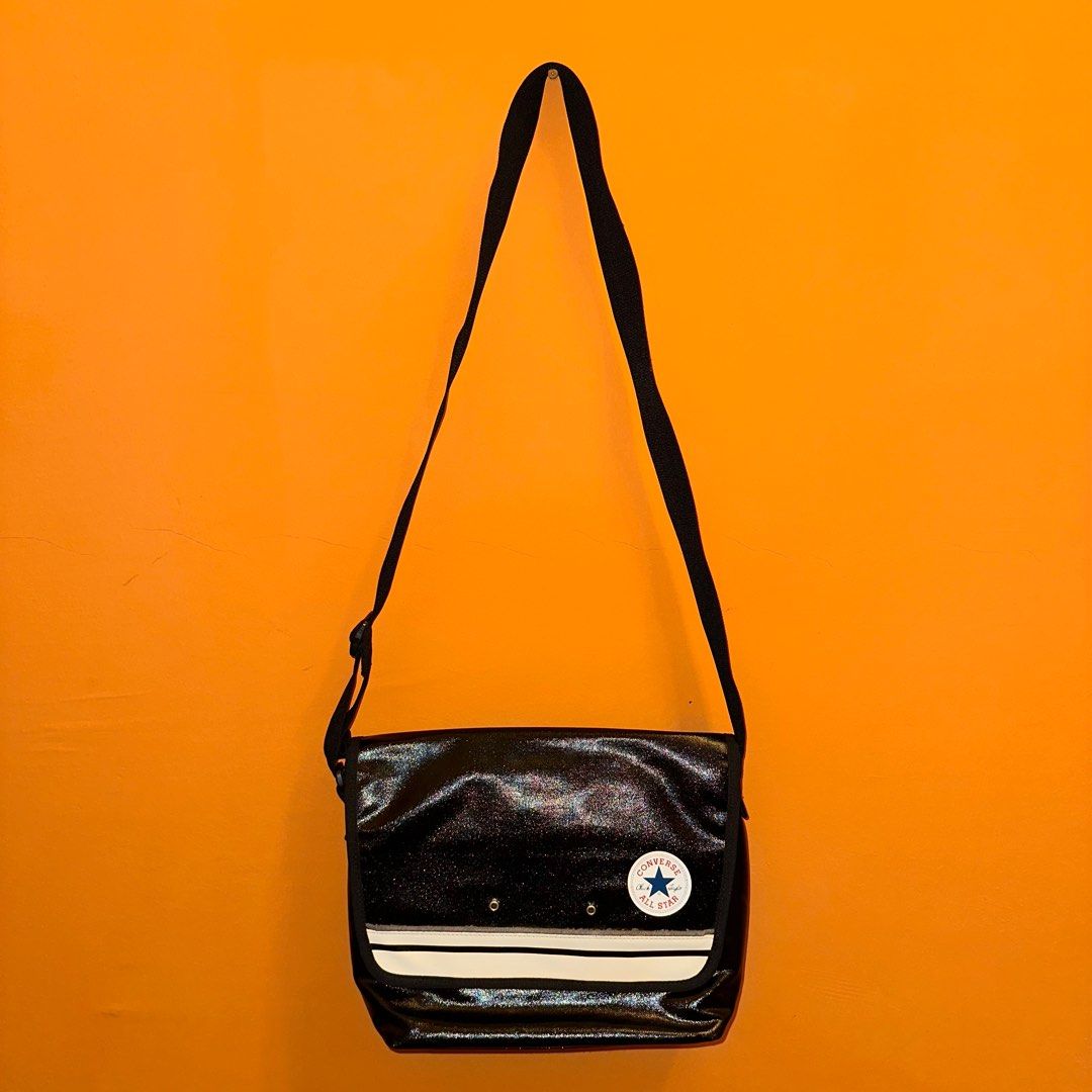 CONVERSE ALL STAR Chuck Taylor Crossbody Bag Shoulder Bag Sling Bag Messenger Bag with Multiple Padded Compartments for Tablets Digital Devices