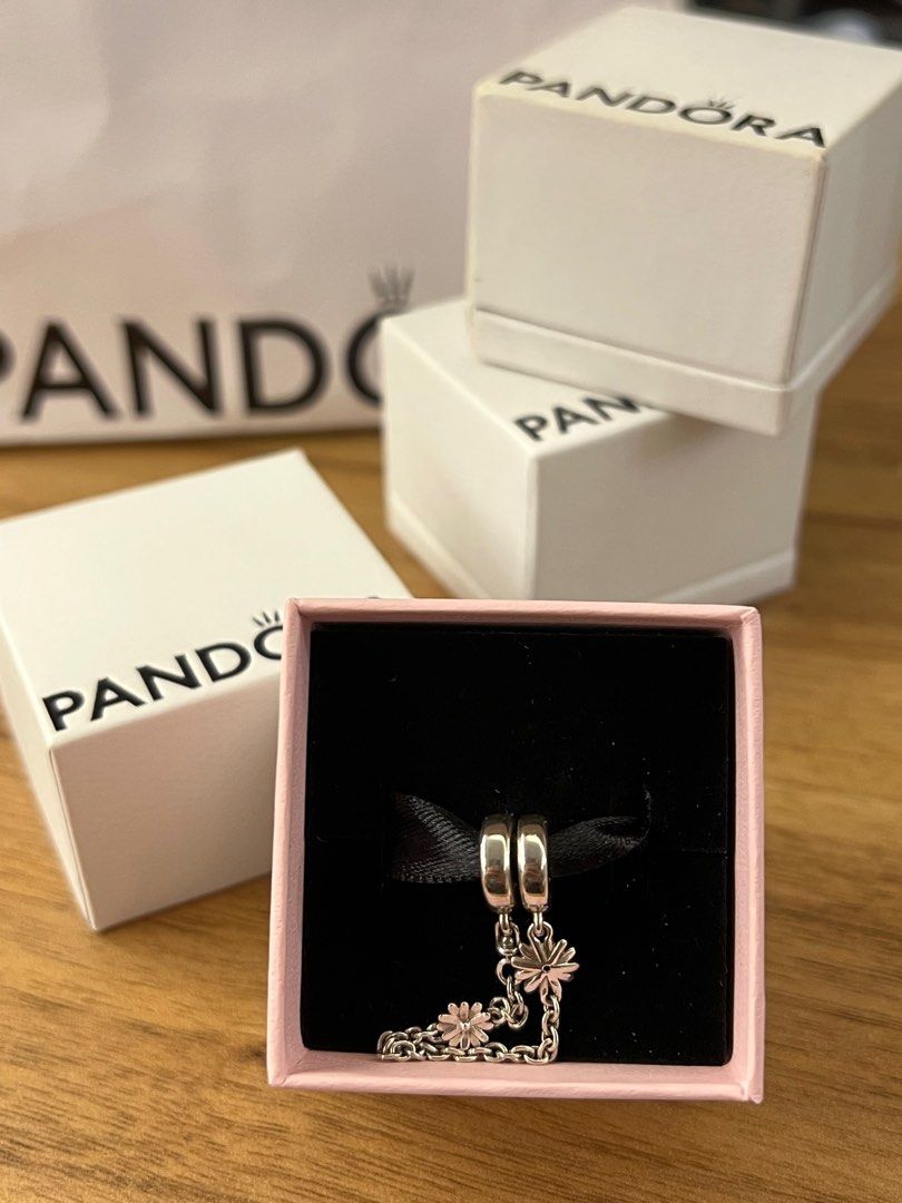 Daisy Flower Safety Chain Charm Luxury Accessories on Carousell