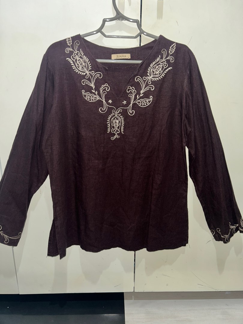 Decluttering Juana Brown Embroidered Blouse on Carousell