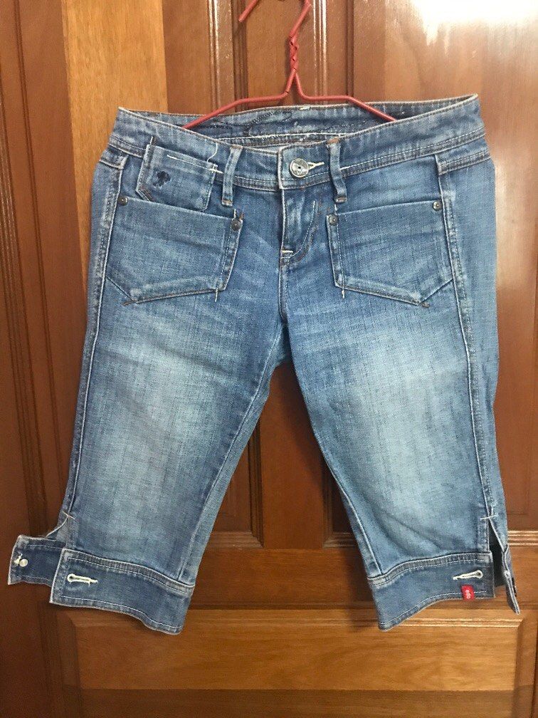 Denim three quarter pants