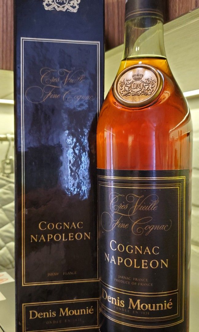 Denis Mounie Napoleon Cognac, 嘢食& 嘢飲, 酒精飲料- Carousell