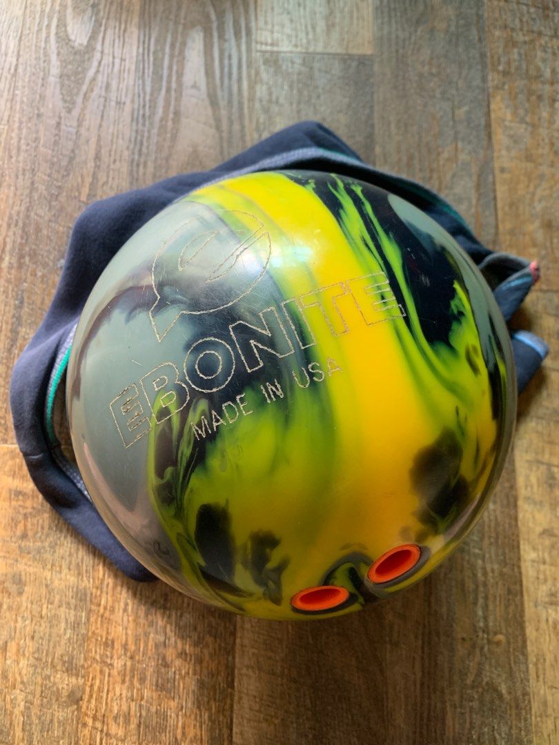 Ebonite Bowling Ball, Sports Equipment, Sports & Games, Billiards