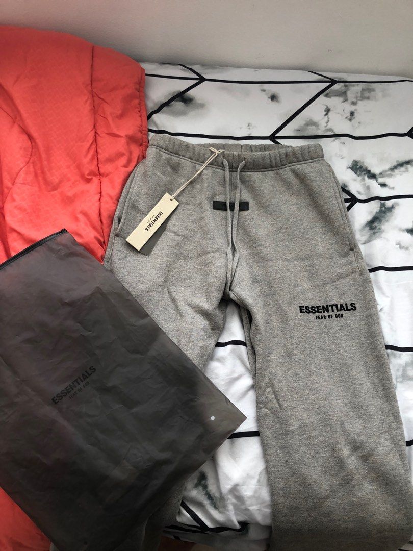 Essentials FOG pants, Men's Fashion, Bottoms, Joggers on Carousell