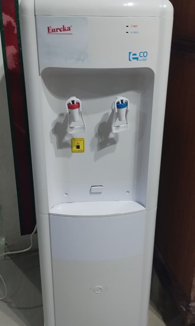 Eureka Hot & Cold Water Dispenser, TV & Home Appliances, Kitchen