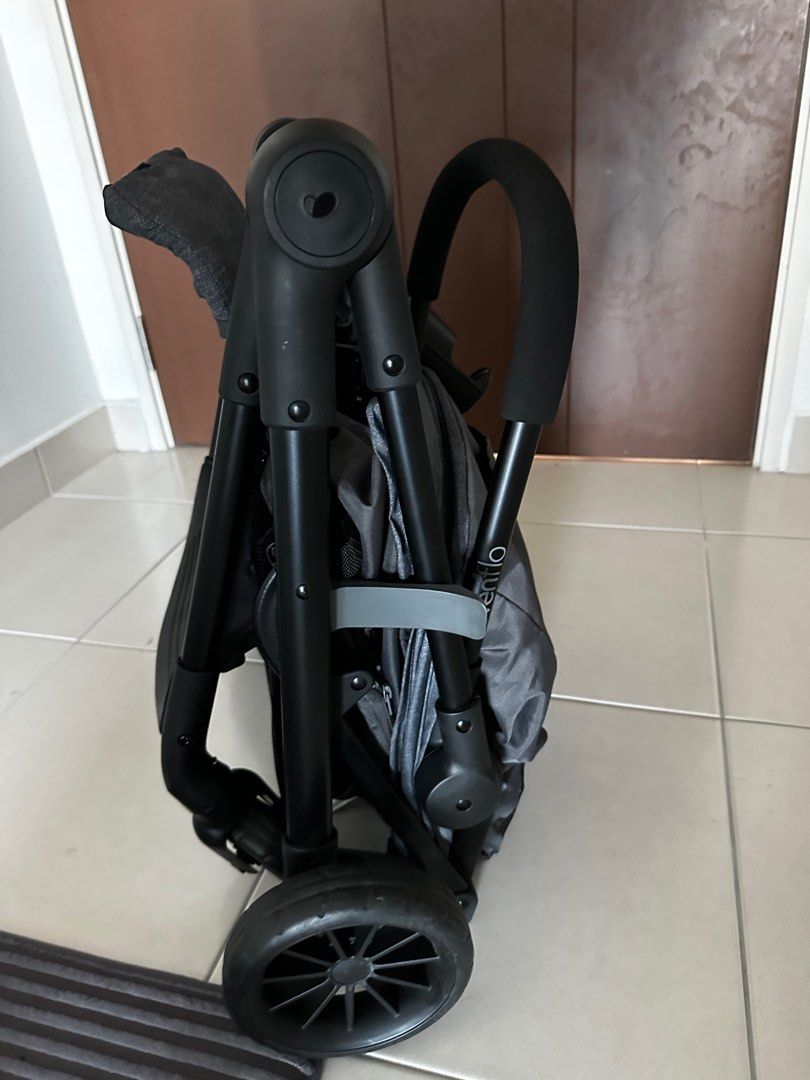 Evenflo Aero stroller, Babies & Kids, Going Out, Strollers on Carousell