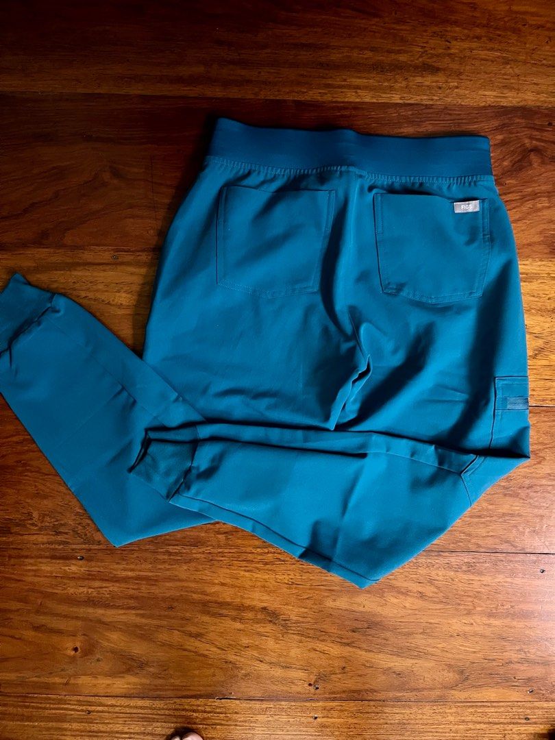 FIGS SCRUBS CARRIBEAN BLUE on Carousell