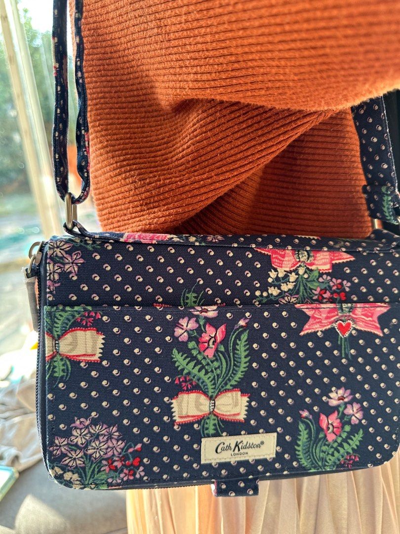 Cross body shop bag cath kidston