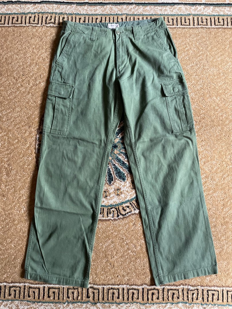 Global work cargo pant, Men's Fashion, Bottoms, Chinos on Carousell