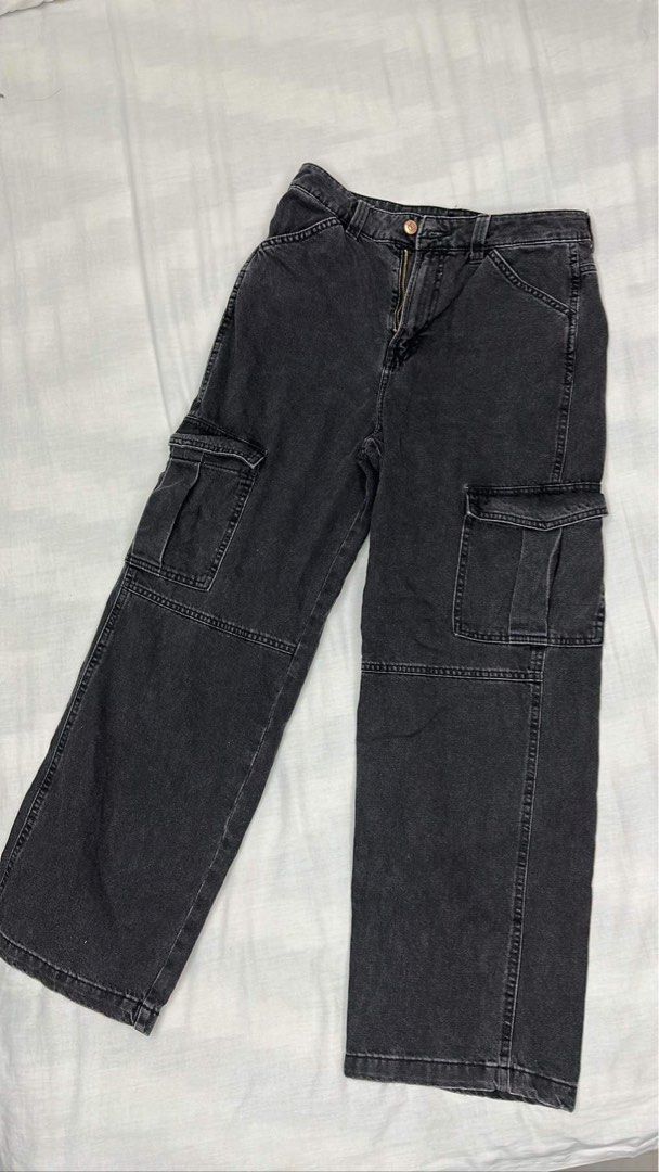 H&M Cargo Pants, Women's Fashion, Bottoms, Jeans on Carousell